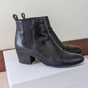 Vince Hallie Black Leather Chelsea‎ Ankle Boots